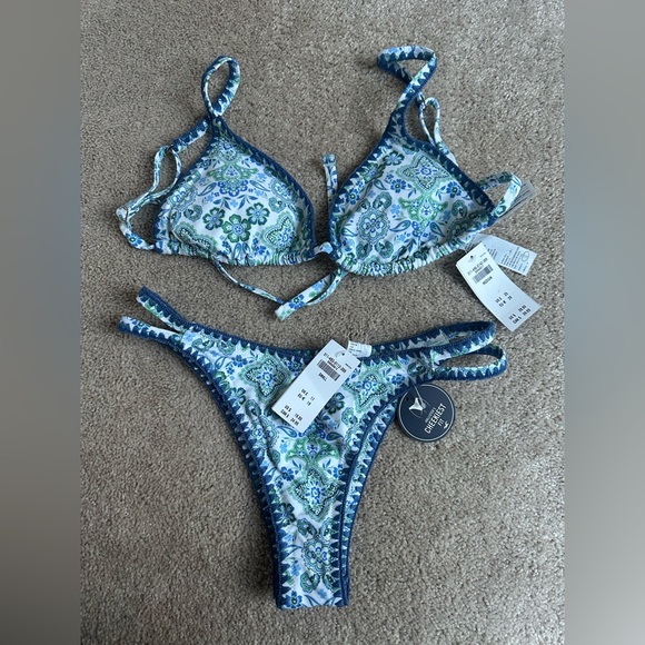Cupshe Other - NWT, Hollister Blue and Green Paisley Floral Bikini Set size M & S
